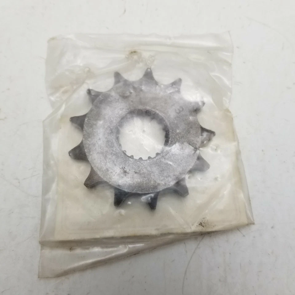 Roda dentada Suzuki DR100 DR125G RM125 NOS 27511-41700  - Imagem 2 de 4