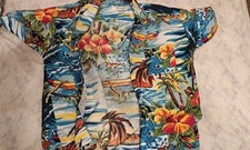 Hawaiian Vintage Collection L Floral Button Down Men's Hawaiian Shirt Size L