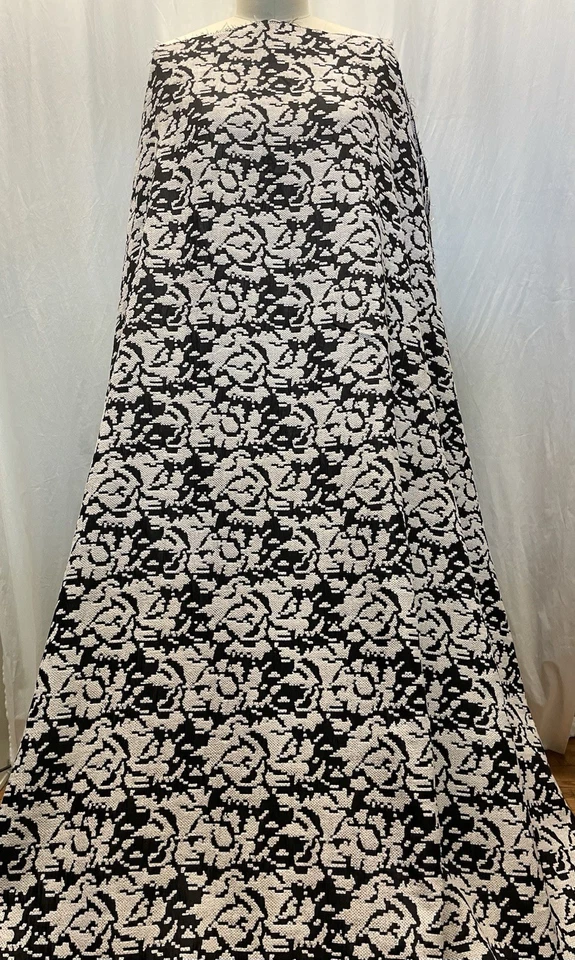 Elegant Black White Brocade Jacquard cotton Wool Blend Fabric 4.5 Yards 58" Wide - Image 3 of 4