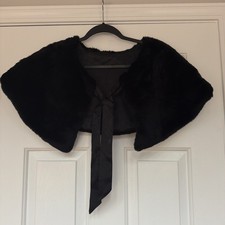 Faux fur shoulder wrap Satin tie in front cape black One size fits most