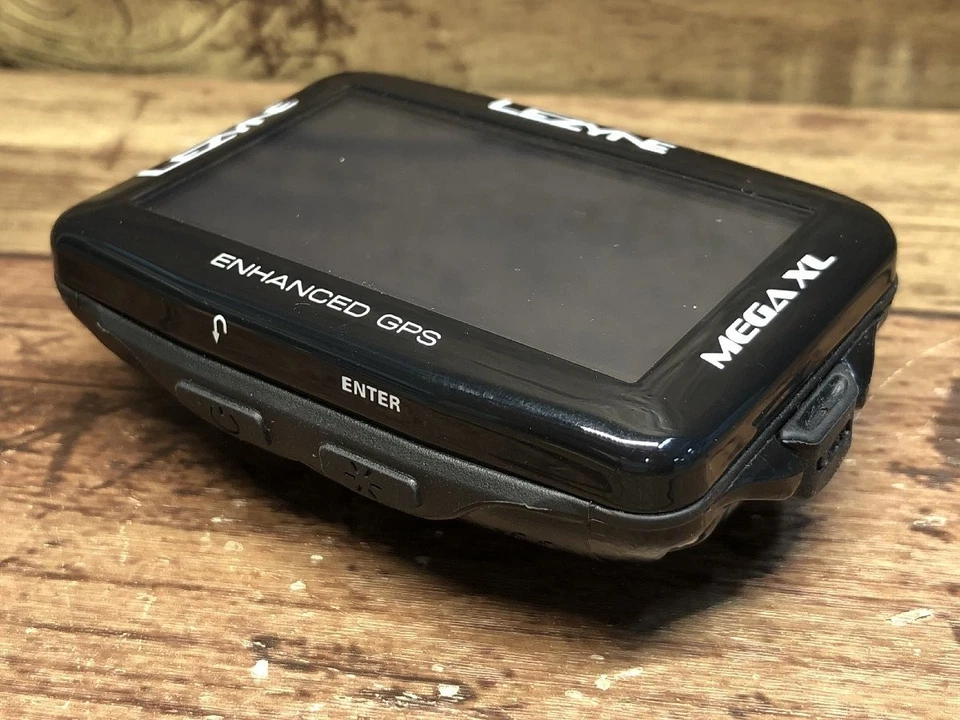 Ciclocomputadora LEZYNE MEGA XL GPS Mega XL liviana por orden de llegada Foto 2 de 4