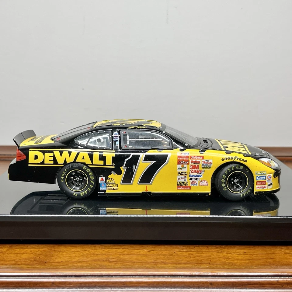 LOTE 2 Firmados Automáticos Matt Kenseth #17 DeWalt 2003 +1/24 Propietario Serie Diecast NASCAR Foto 3 de 4