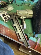 Hitachi NR83A2 3 1/4 in Framing Strip Nailer