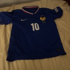 Nike 2024/25 France Home Jersey #10 Mbappe M