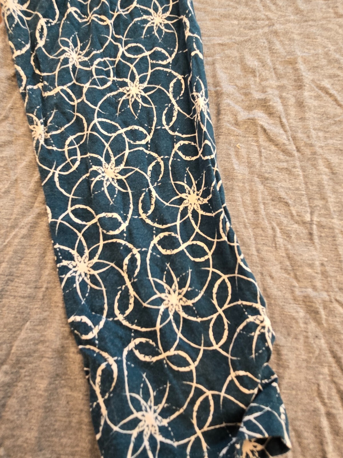 Picture 2 of 6