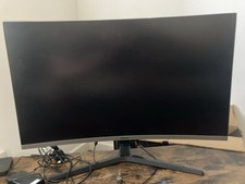 Samsung Odyssey G7 32” Wide-QHD Curved Gaming Monitor - Black 