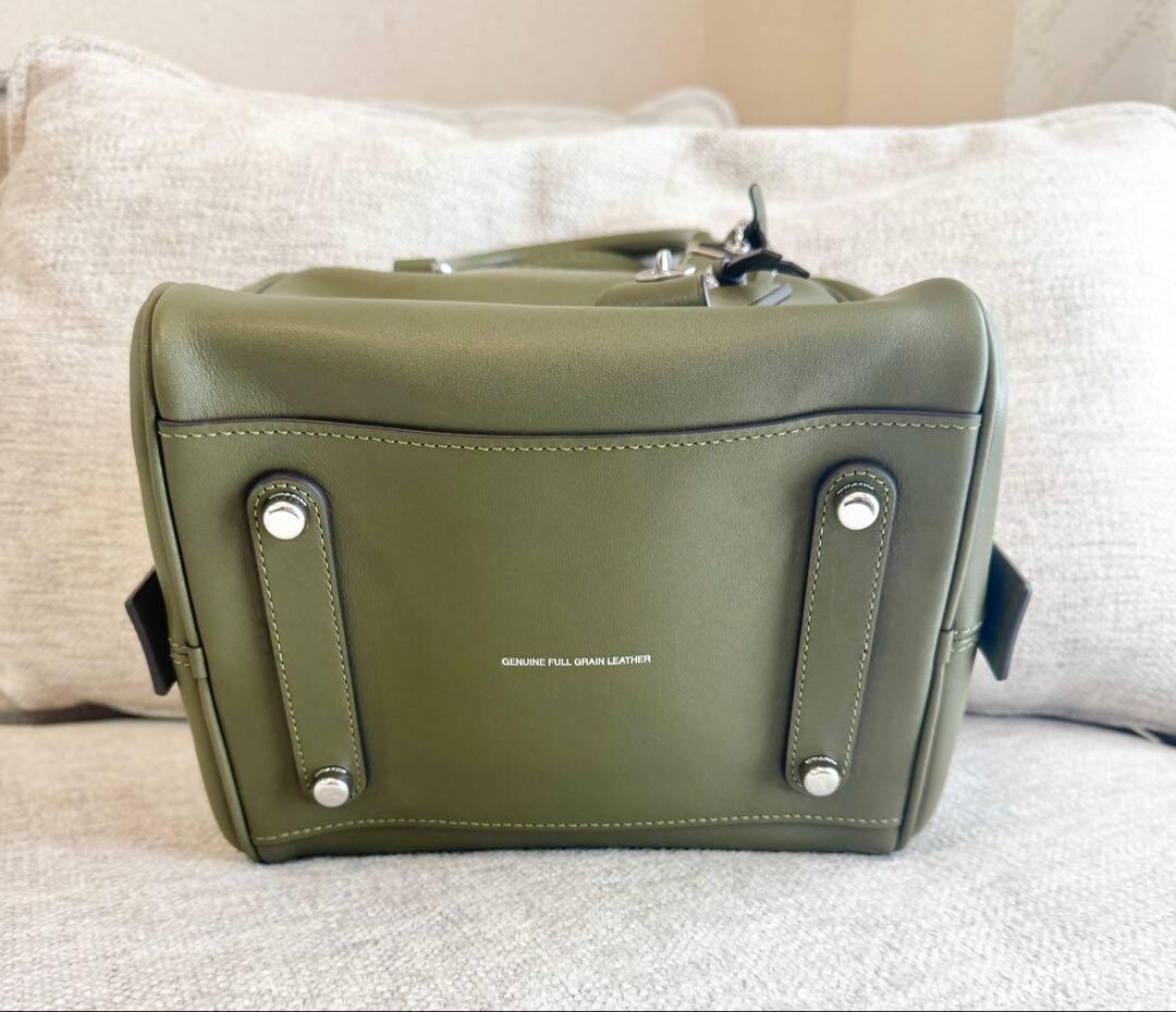 COACH　ローグ　オリーブグリーン レザー バッグ COACH Rogue 20 Olive Green Leather Shoulder Bag CCC91 2 Way Dust