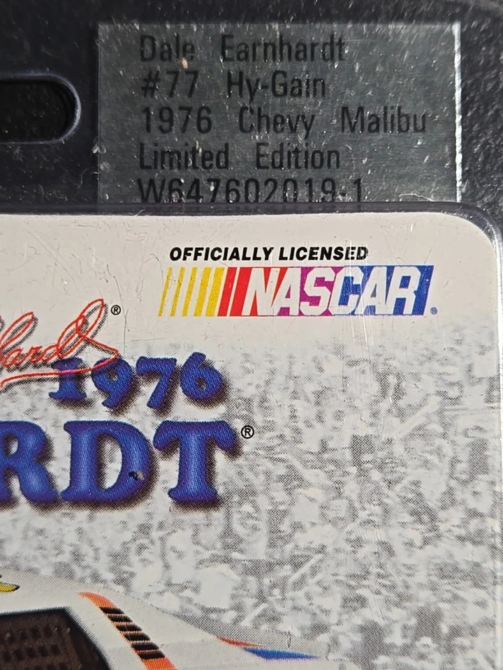 Coche fundido a presión de acción Chevy Malibu 1976 Hy-gain #77 Dale Earnhardt SR #77 de colección Foto 3 de 3