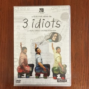 その他 3 Idiots [DVD] [Import] g6bh9ry Amazon.com: 3 Idiots : Khan, Aamir, Kapoor, Kareen, Vaidya, Omi