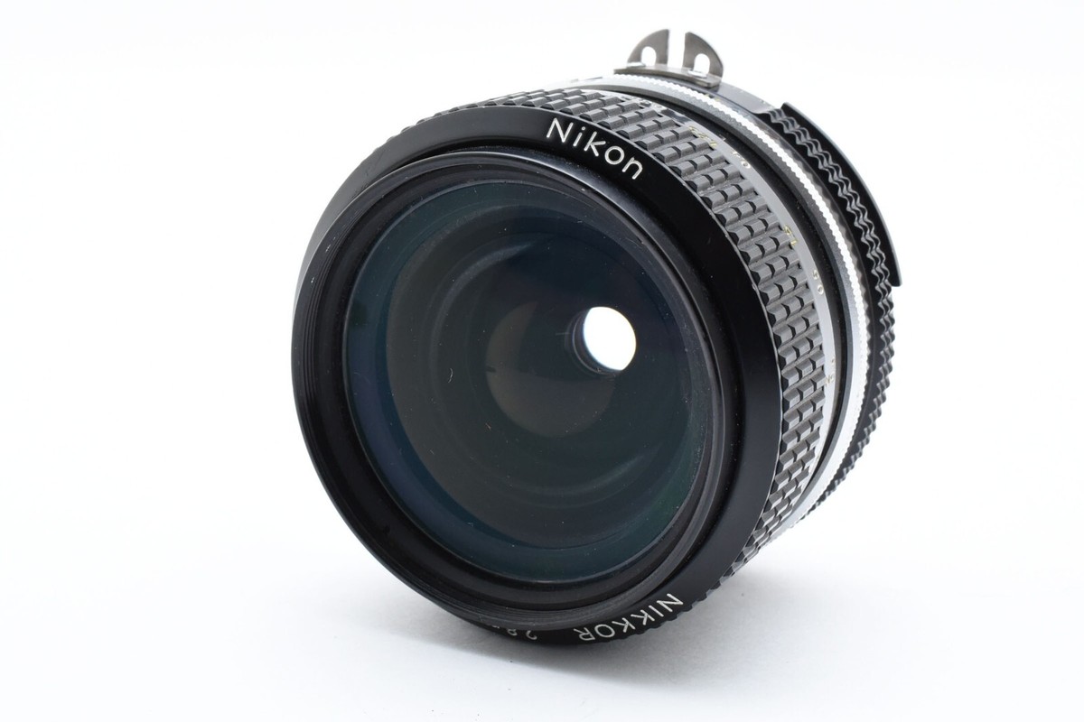 Exc+5] Nikon Nikkor Ai 28mm F3.5 Wide Angle Lens For F Mount