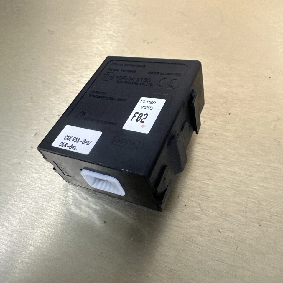 2017 Subaru Impreza  OEM Right Rear Keyless Entry Control Module 10R049130 - Image 2 of 3