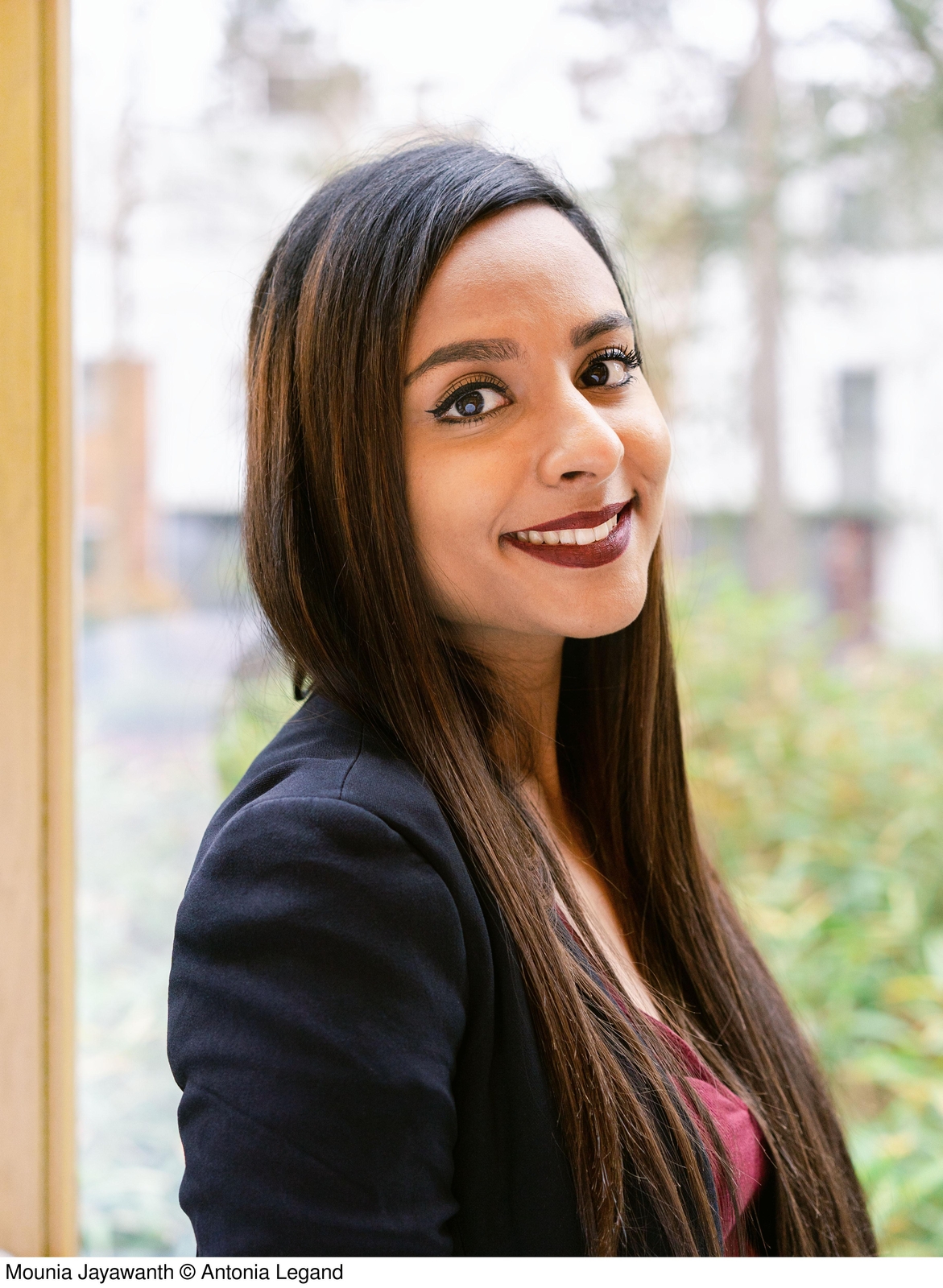 Thumbnail - Sunrise Full Of Wonder, Mounia Jayawanth