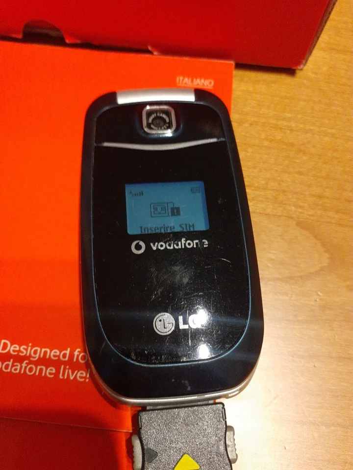 Cellulare VODAFONE LG KP202 - Immagine 2 di 4
