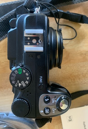 NIKON COOLPIX 5400 5.1MP Digital Camera TESTED with Charger, Cables, Manual CD - Picture 3 of 12