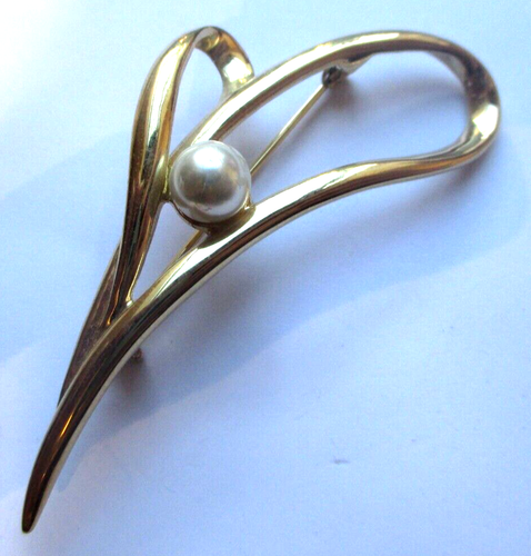 Broche Ronde Vintage Couleur Or Avec Perle Nacrée Blanche - Élégante - Occasion Parfaite