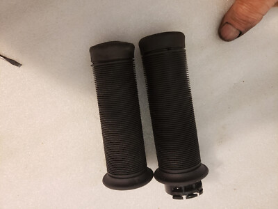 Biltwell Black Kung Fu TPV Dual Cable Hand Grips for Harley