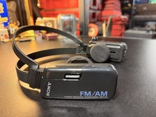 Sony SRF-R5 AM/FM Stereo Receiver Headphones Black Volume Control