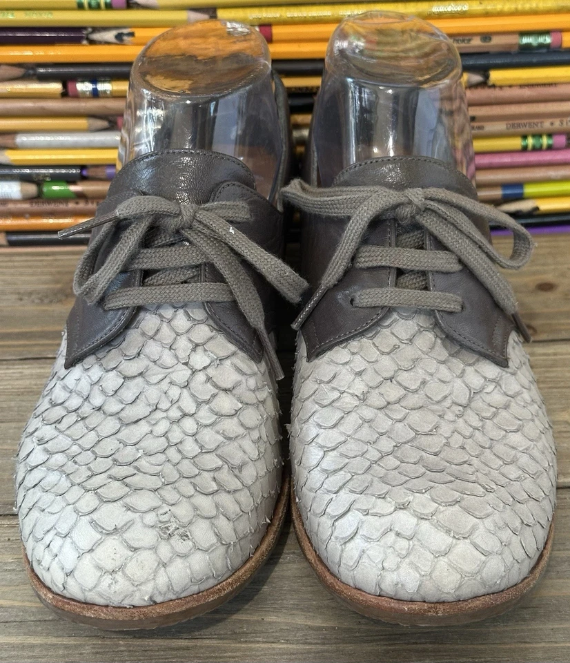 CHIE MIHARA Snake Oxford Shoes Gray Career Chic City Women's 7 / 38 - Image 3 of 4