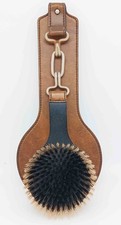 Kleiderb&uuml;rste Brett braunem Kunstleder Vintage Einrichtung 70er Jahre