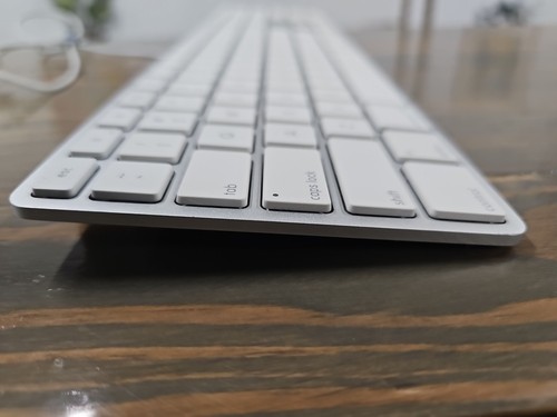 Apple A1243 Wired Standard USB Keyboard Japanese w/Numeric Keypad White - Works - Picture 10 of 18