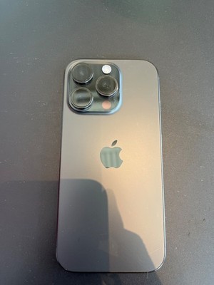 Apple iPhone 16 Pro 128GB Black (Unlocked) A2484~ Used/Great Condition!