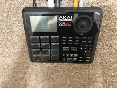 Akai XR-20 Beat Production Center Drum Machine XR20 Rhythm U269246