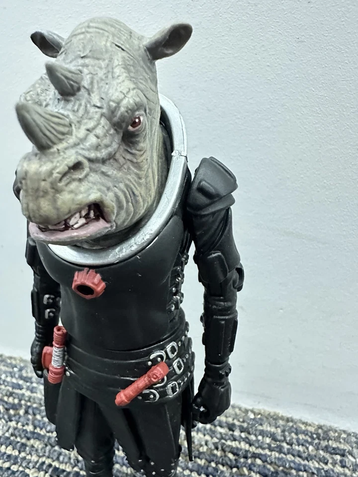 Figura de acción posable BBC Doctor Who Judoon Captain Series 3 2006 como está Foto 2 de 3