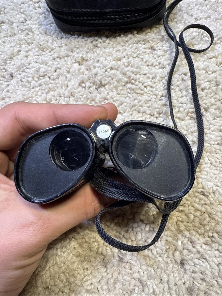 Compact Nikon Binoculars 7x21 7.1 Degrees w Compact Case And Strap 753518 - Image 4 of 4