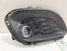 2012 KIA RIO Mk3 (UB) 5 Door Hatchback Front Centre Lower Grille Grill 