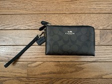 VINTAGE Signature Coach Double Zipper Dark Brown Wristlet Wallet