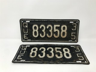 VERY RARE !! Pair of 2 Canada Quebec 1935 License Plates Pair 83358 QUE 35