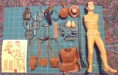Marx Johnny West Daniel Boone #5 w 24/25 Accessories