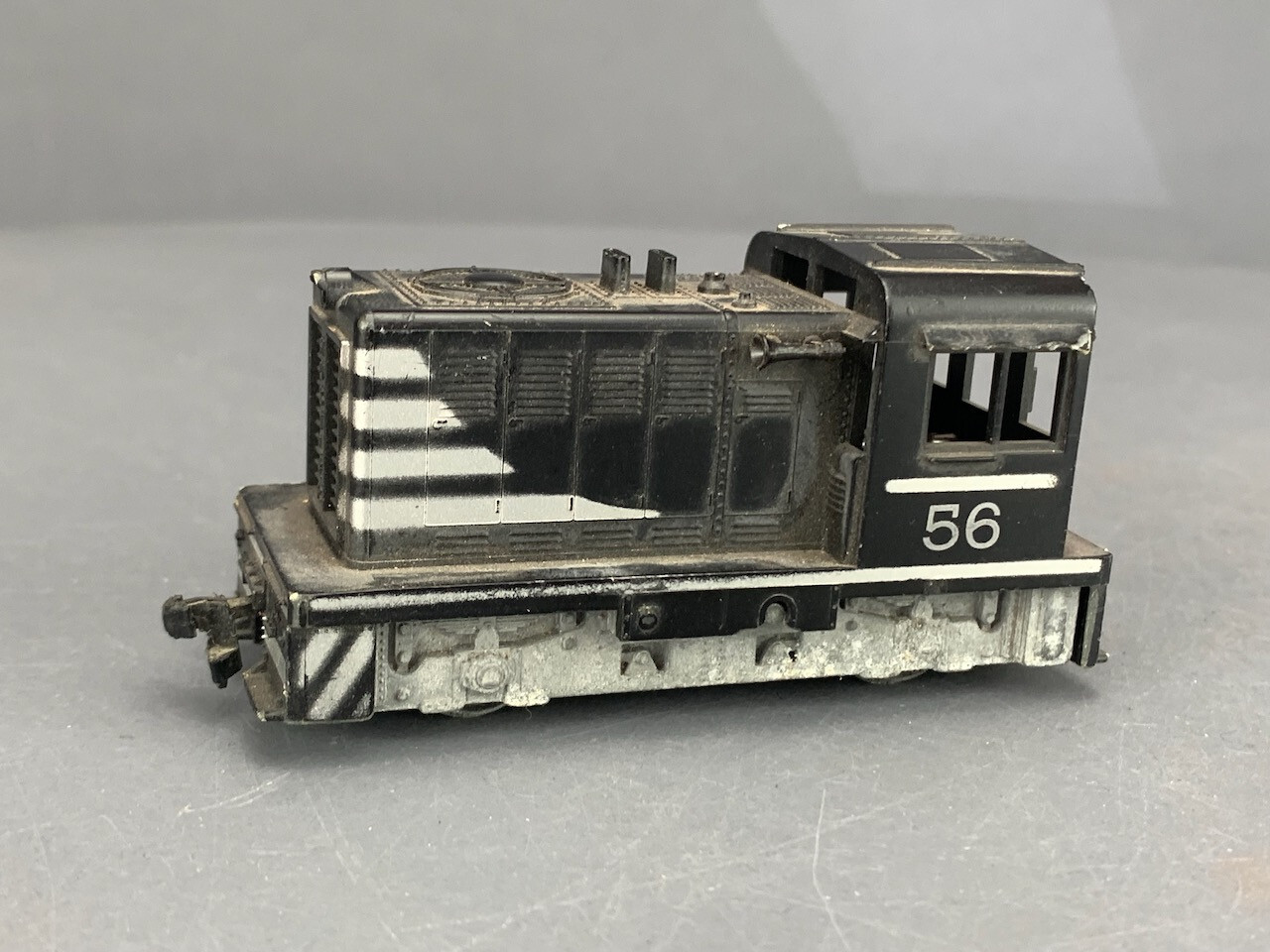 Picture 1 of 6