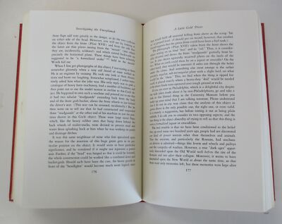 洋書 Investigating the Unexplained/Sanderson Investigating the Unexplained: A Compendium of Disquieting