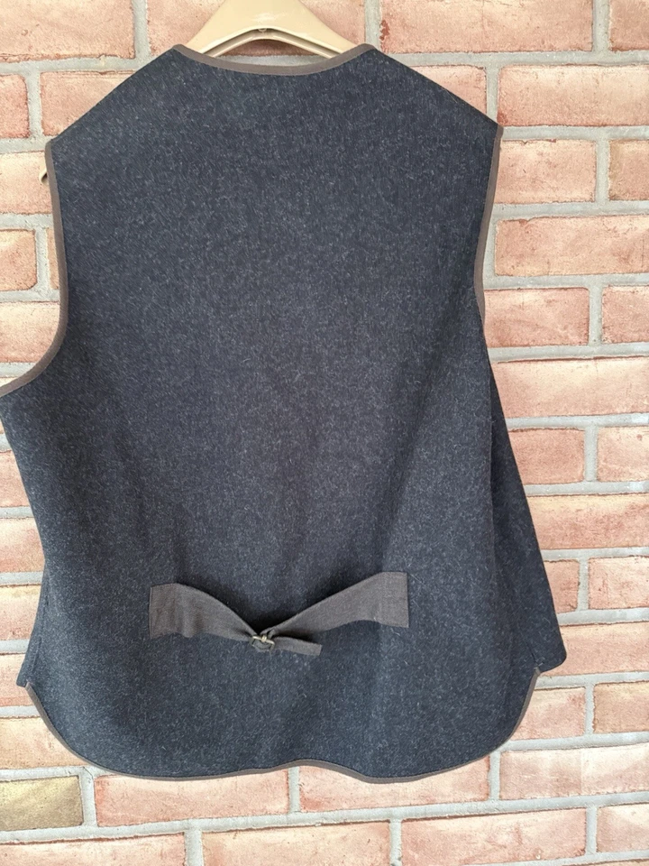 Bills Khakis Wool Blend Vest w/ Adjustable Back Strap Made USA/Reading PA Size L - Image 2 of 4