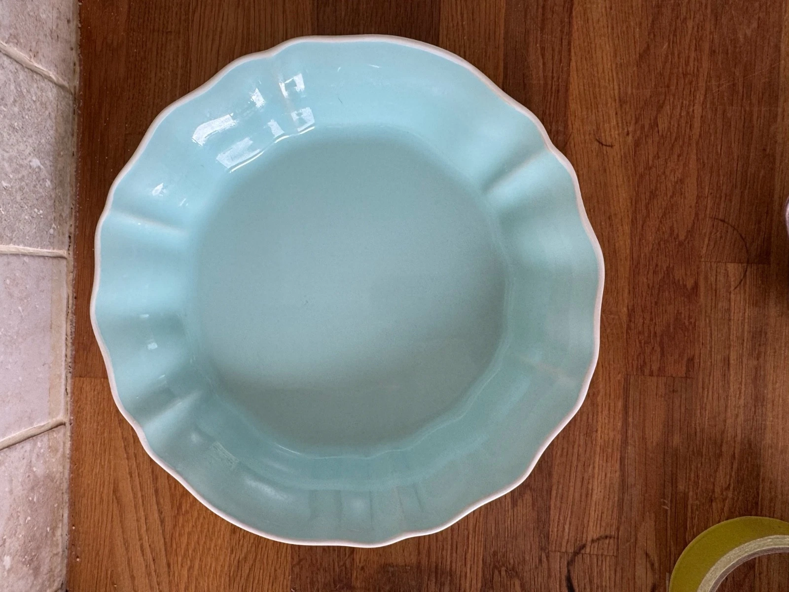 M&S Marks and Spencer pale green fluted pottery baking dish for pies cakes, 27cm