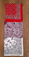 Lot Of 3 Vintage Bandanas 80's Retro Cotton. I DO NOT SHIP TO THE UNITED STATES 