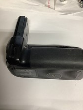 Nikon MB-D80 Multi Power Battery Pack Grip for D80