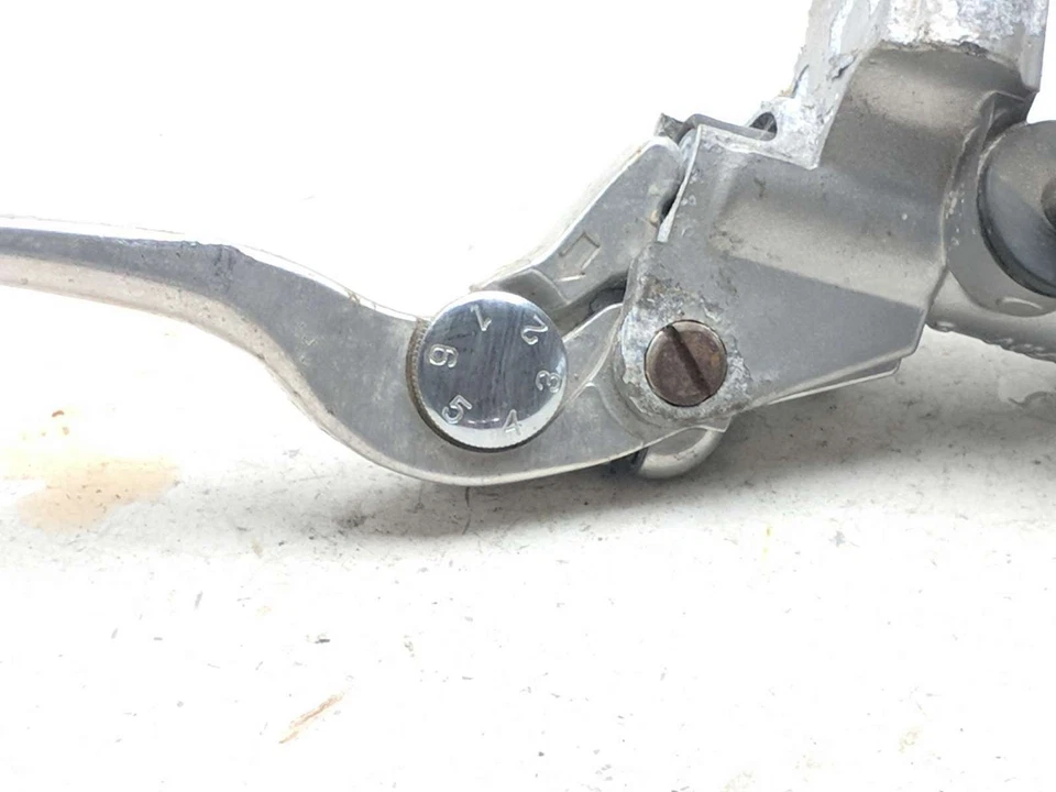 Cilindro maestro freno delantero derecho honda goldwing 1000 gl1000 75-79 Foto 2 de 4