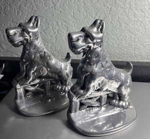 VINTAGE SIGNED HOSELTON OF CANADA ALUMINUM SCOTTISH TERRIER BOOKENDS