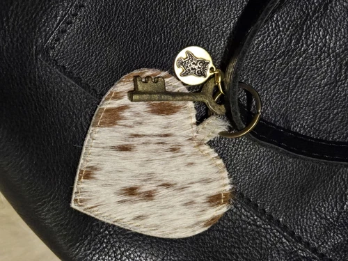 Bolso de Mano Portland de Cuero Grande Guijarro Negro con Correa para el Hombro Etiqueta Colgante de Cuero de Vaca - Imagen 20 de 23