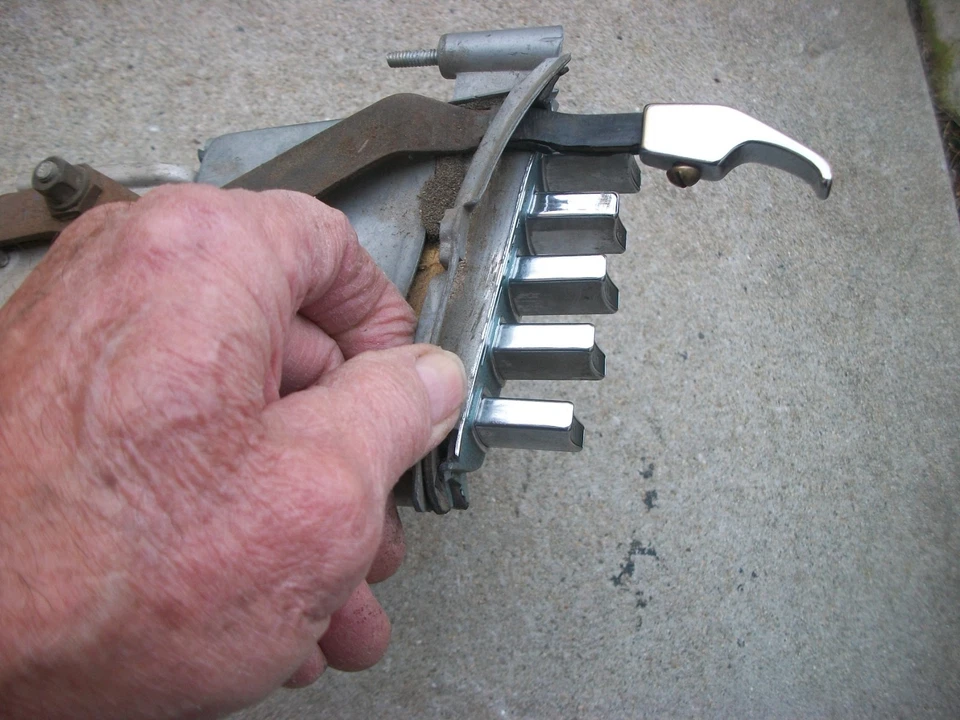 Chrysler New Yorker 300 Imperial 1963 1964 tablero raro botón transmisión Foto 4 de 4