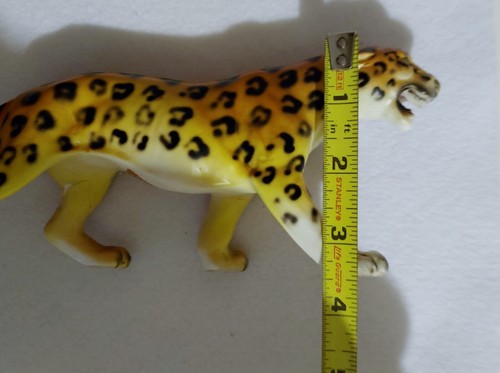 VINTAGE - CREST- Leopard Ceramic - 9in x 3 1/2 in - Japan -60s-70s- Needs Repair - Picture 14 of 15