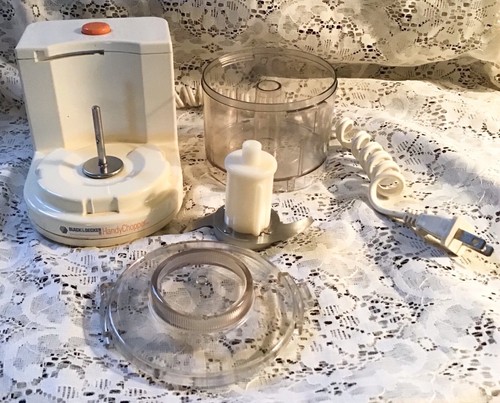 Black & Decker Handy Chopper Food Processor Model # HC-20 Pre Owned - Picture 3 of 4