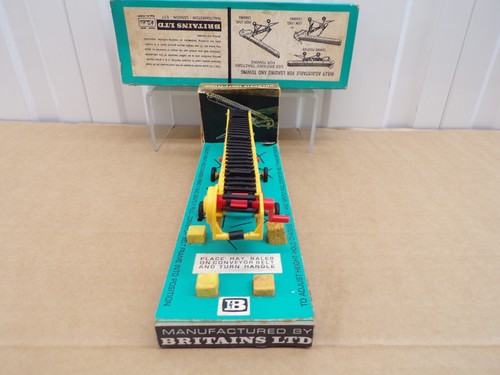 ASCENSORE AGRICOLO MULTILIVELLO MANUALE VINTAGE BRITAINS 9564 1,32 IN SCATOLA - Foto 3 di 15