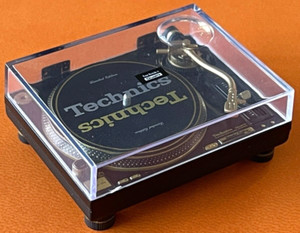 Figurine Miniature Collection Technics - Casque Et Mixeur EAH-DJ1200 SH-DJ1200 - Kenelephant