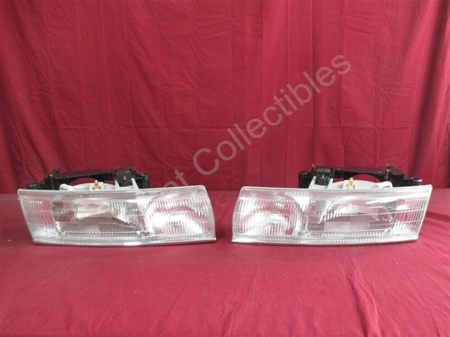 NOS OEM Chrysler New Yorker Head Lamp Light 1995 - 96 PAIR - Picture 6 of 7
