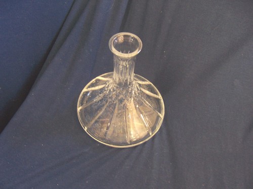 WEDGWOOD WIDE fat bottom BASE crystal clear GLASS VASE ship decanter vintage - Picture 3 of 6