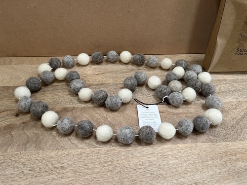 Garden Trading Southwold Christmas Pom Pom Garland, Felt 100% Wool Grey RRP15