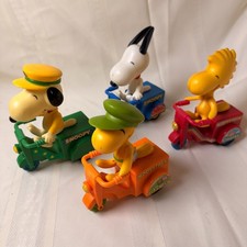 Lot of 4 Vintage 1972 Snoopy Peanuts Riding 3 Wheel Friction Motor Scooter Toys